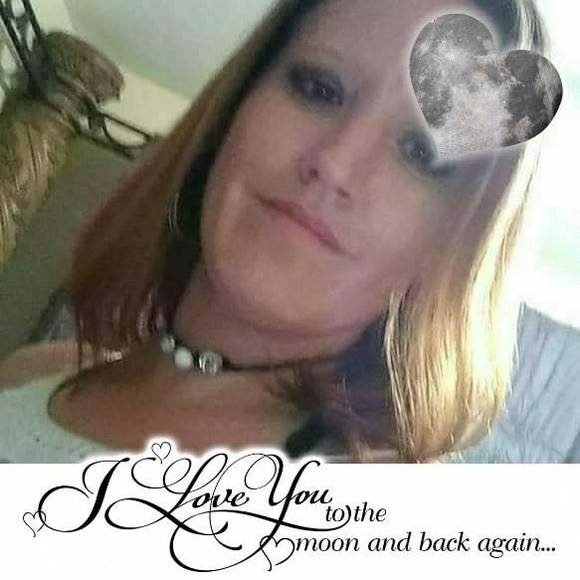 Meet your Posher, Tiffany - Picture 1 of 1